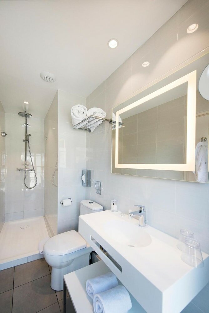 Фото Hôtel 64 Nice