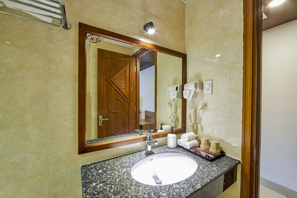 Фото The Noble Swan Saigon