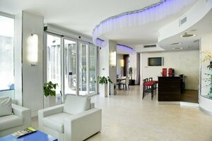 Гостиница Mercure Rimini Lungomare