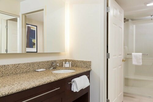 Гостиница Residence Inn by Marriott Grand Rapids West в Гранд-Рапидс