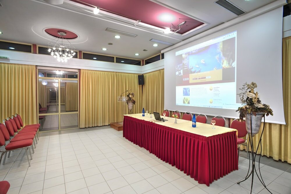 Фото Angelika Pallas Hotel