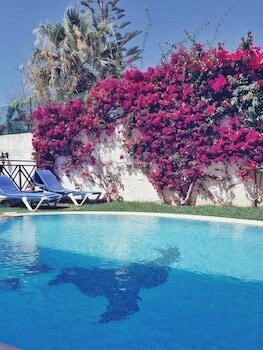 Внешний вид отеля Hotel do Cerro в Албуфейре, фото 5