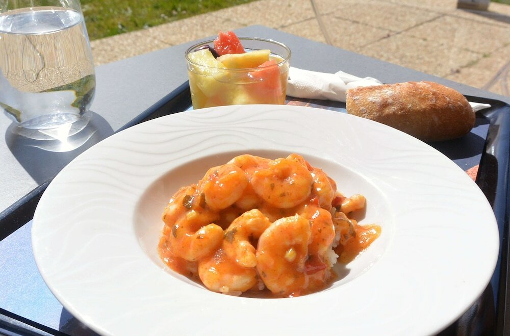 Фото Hôtel Kyriad La Rochelle Centre Ville