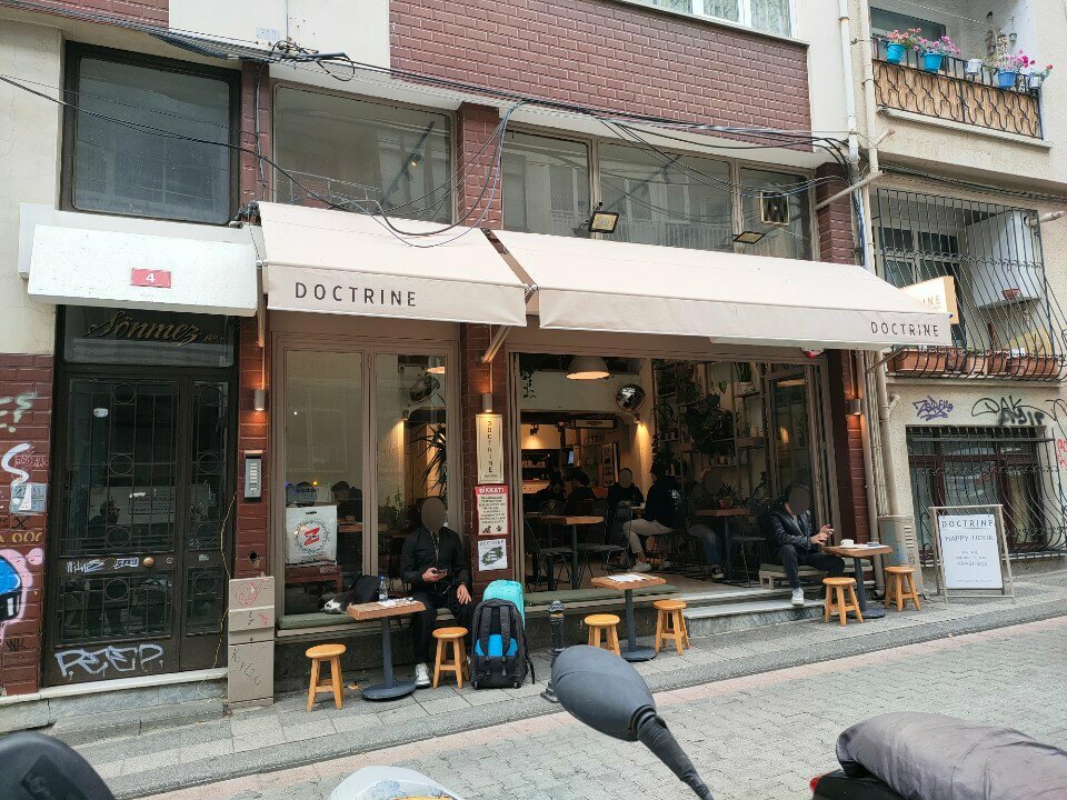 Coffee shop Doctrine Coffee, Istanbul, photo