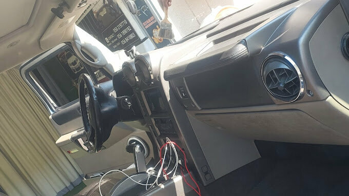 Repair of glasses Auto Glass Care, Abu Dhabi, photo