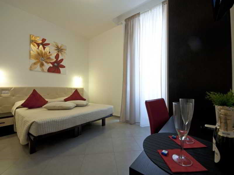 Фото Ara Pacis Inn