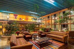 Гостиница Red Roof Inn & Conference Center Lubbock