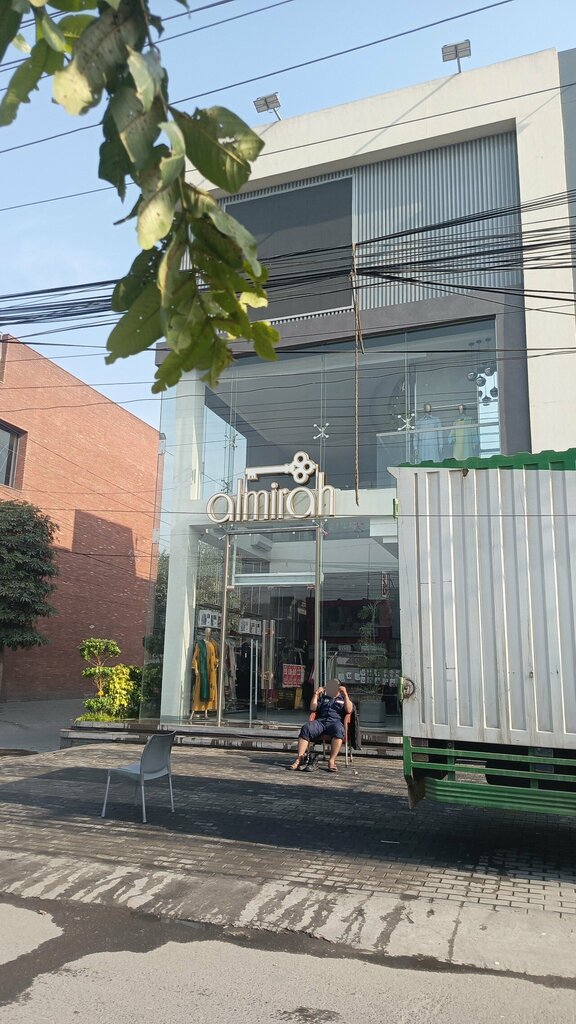 Drapery shop Almirah, Lahore, photo