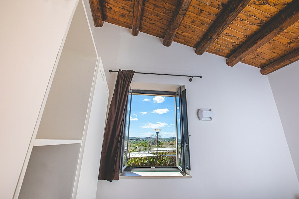 Фото Nuovo Castello Crisilio