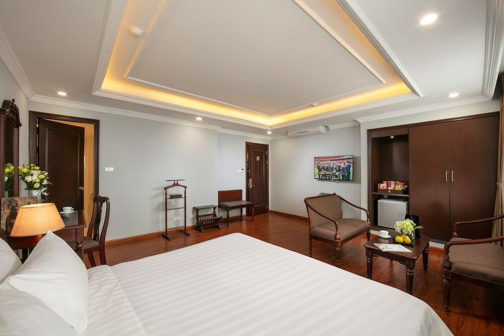 Фото Halais Hotel