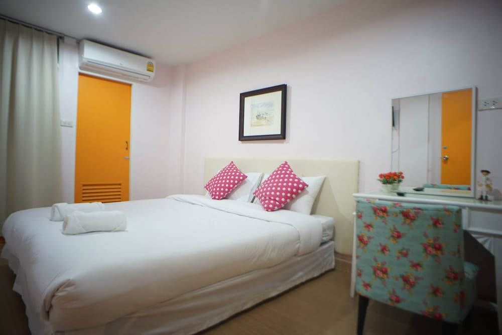 Фото The Grace House Chiangmai - Hostel