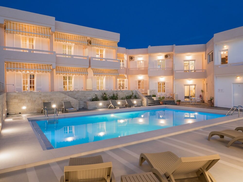 Фото отеля 1