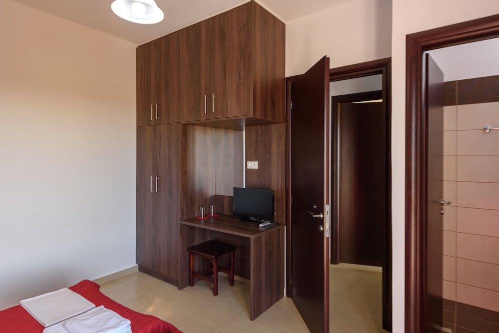 Фото Elpidis Villa