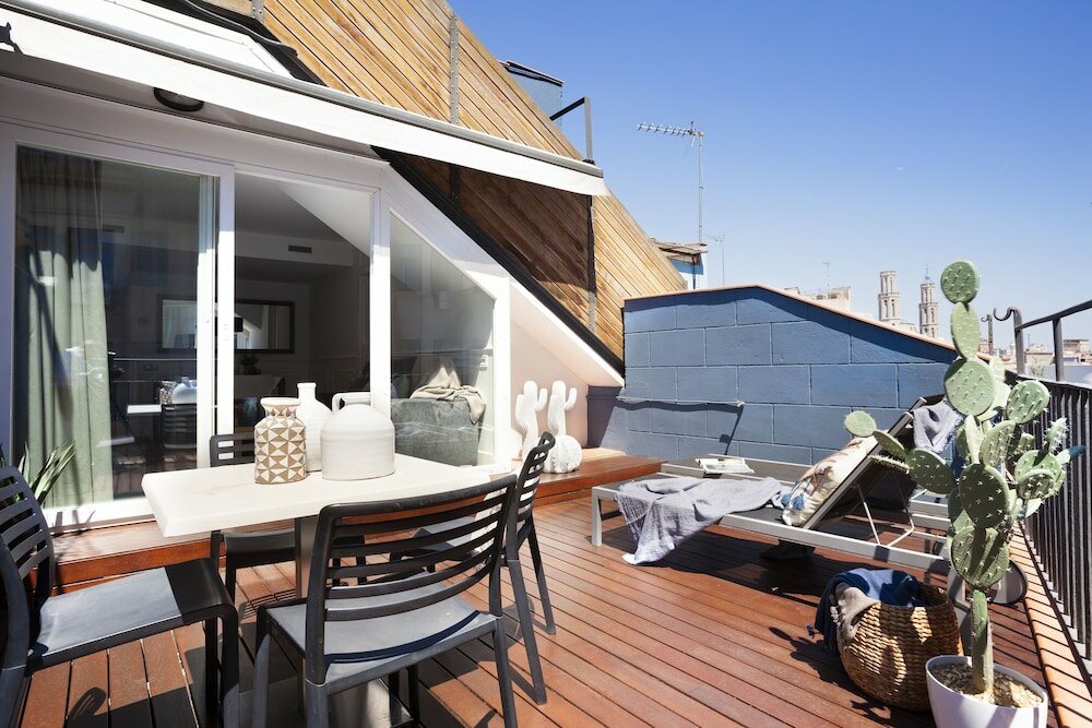 Фото Enjoybcn Dali Apartments