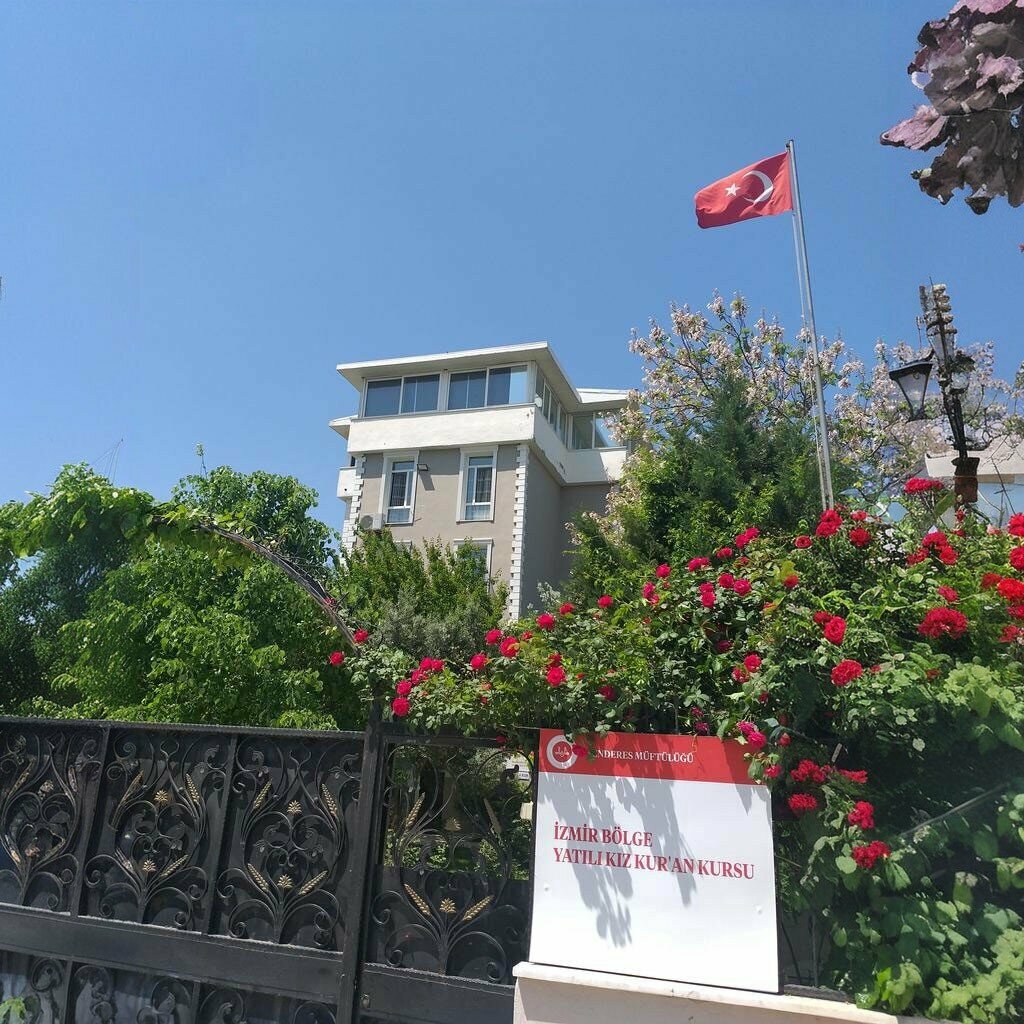 Educational center Furkan Kur'an Kursu, Izmir, photo