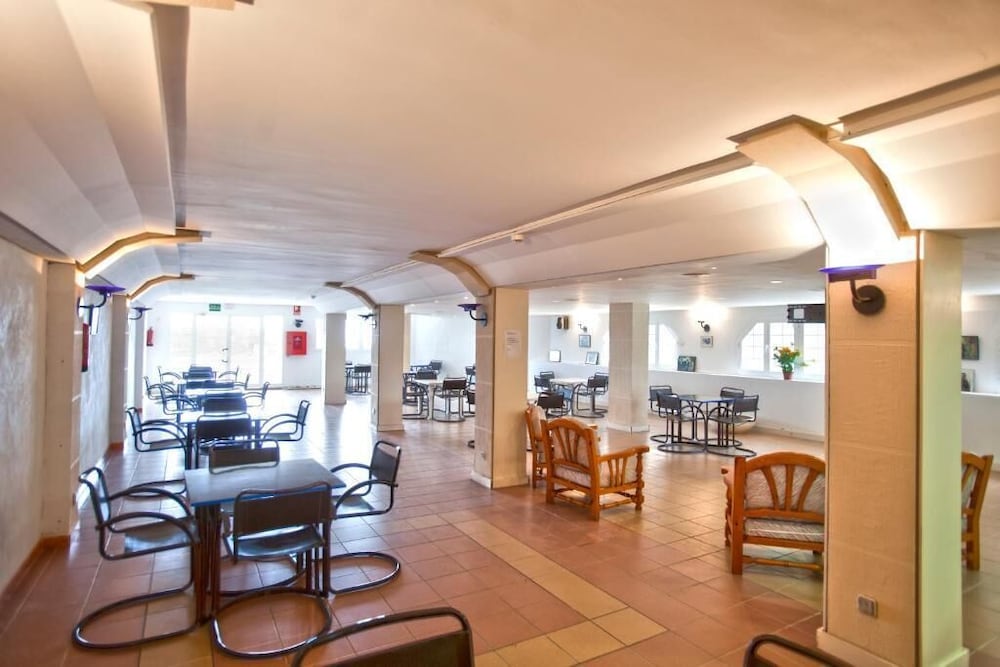 Фото Sunday's Beach