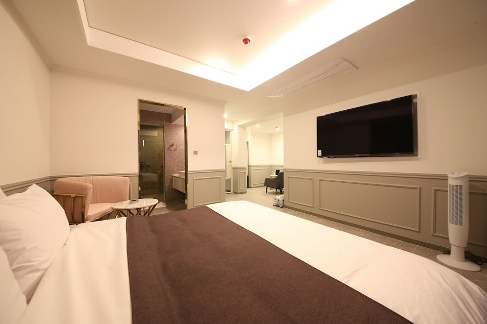 Фото Den Basta Hotel