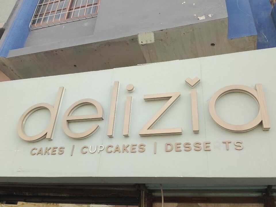 Bakery Delizia, Karachi, photo