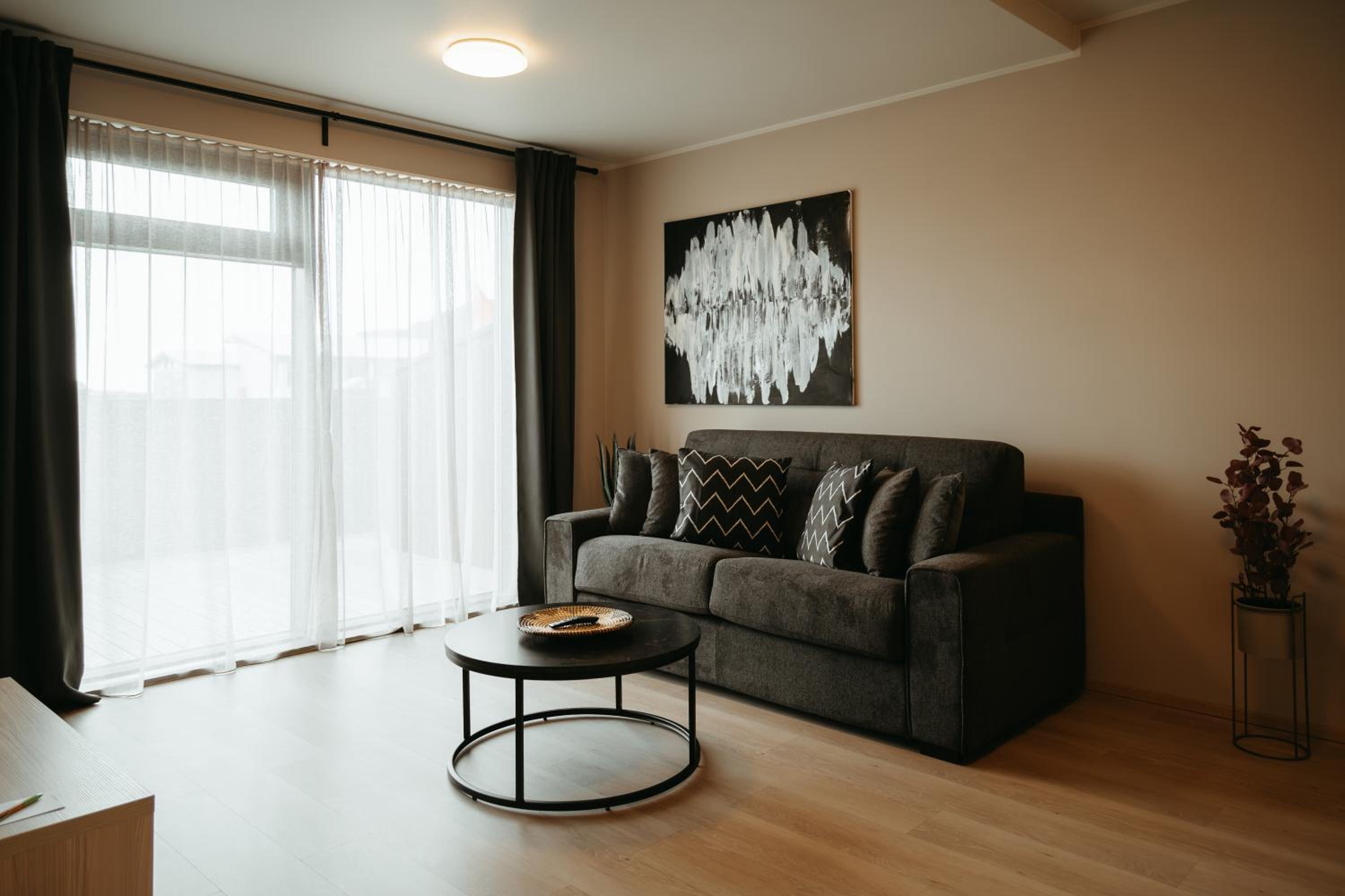 Фото Vik Apartments