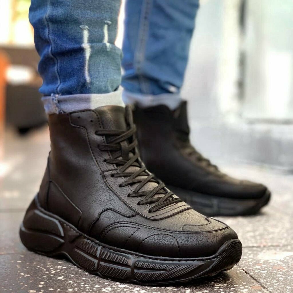 Shoe store Envooy.com, Izmir, photo