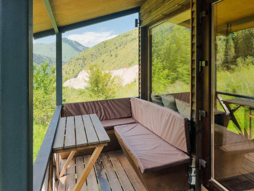 Фото Pana Ayusai Hotel