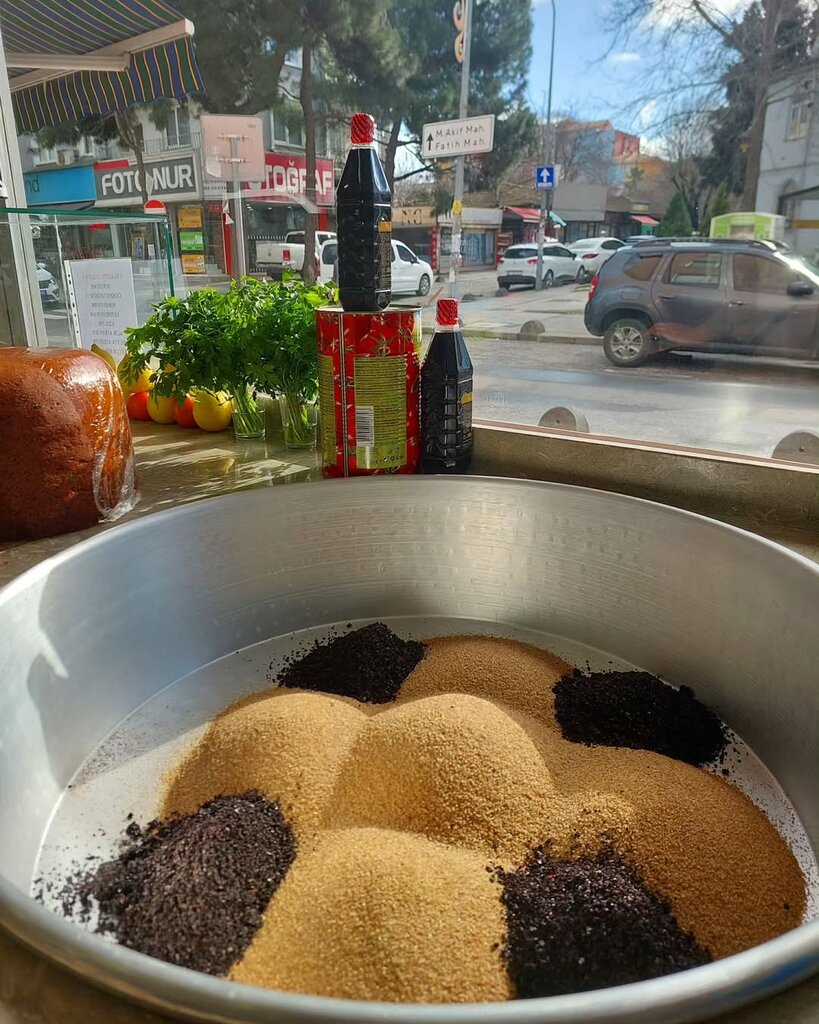 Restaurant Raw Meatball Maker Sadi Master, Istanbul, photo