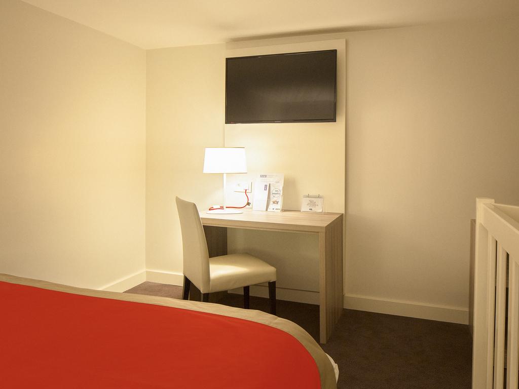 Фото Hotel Kyriad Paris Est - Bois De Vincennes