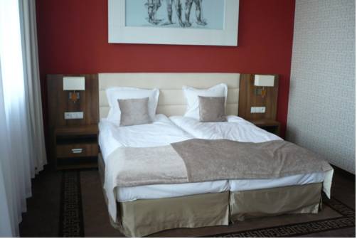 Фото Zamek Gniew - Hotel Rycerski