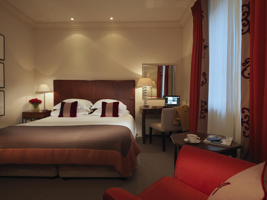 Фото Hotel Amigo