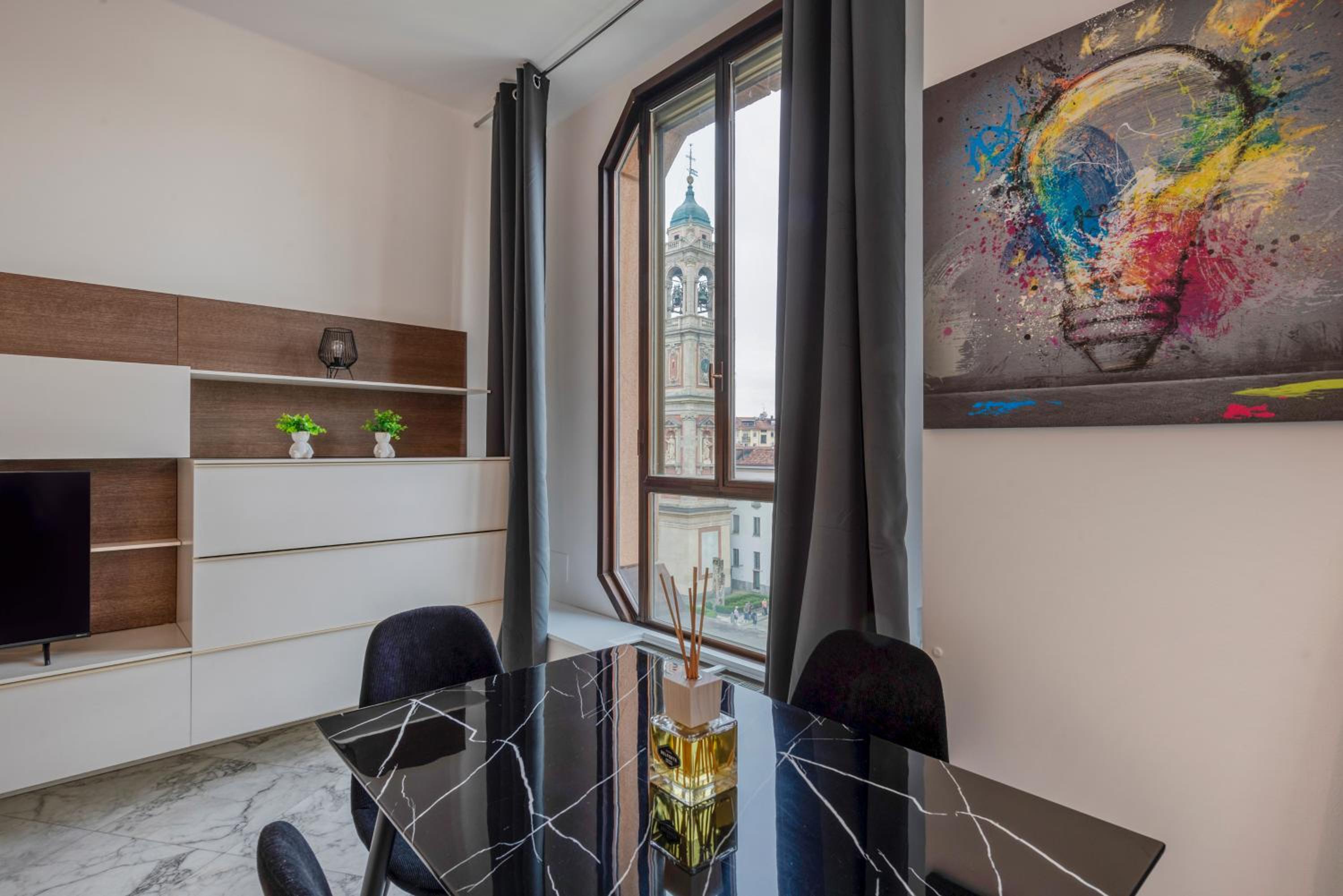 Фото Milan Royal Suites