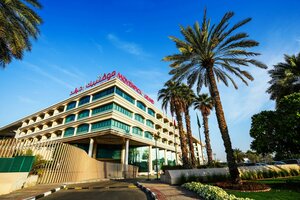 отель Mövenpick Grand Al Bustan Dubai