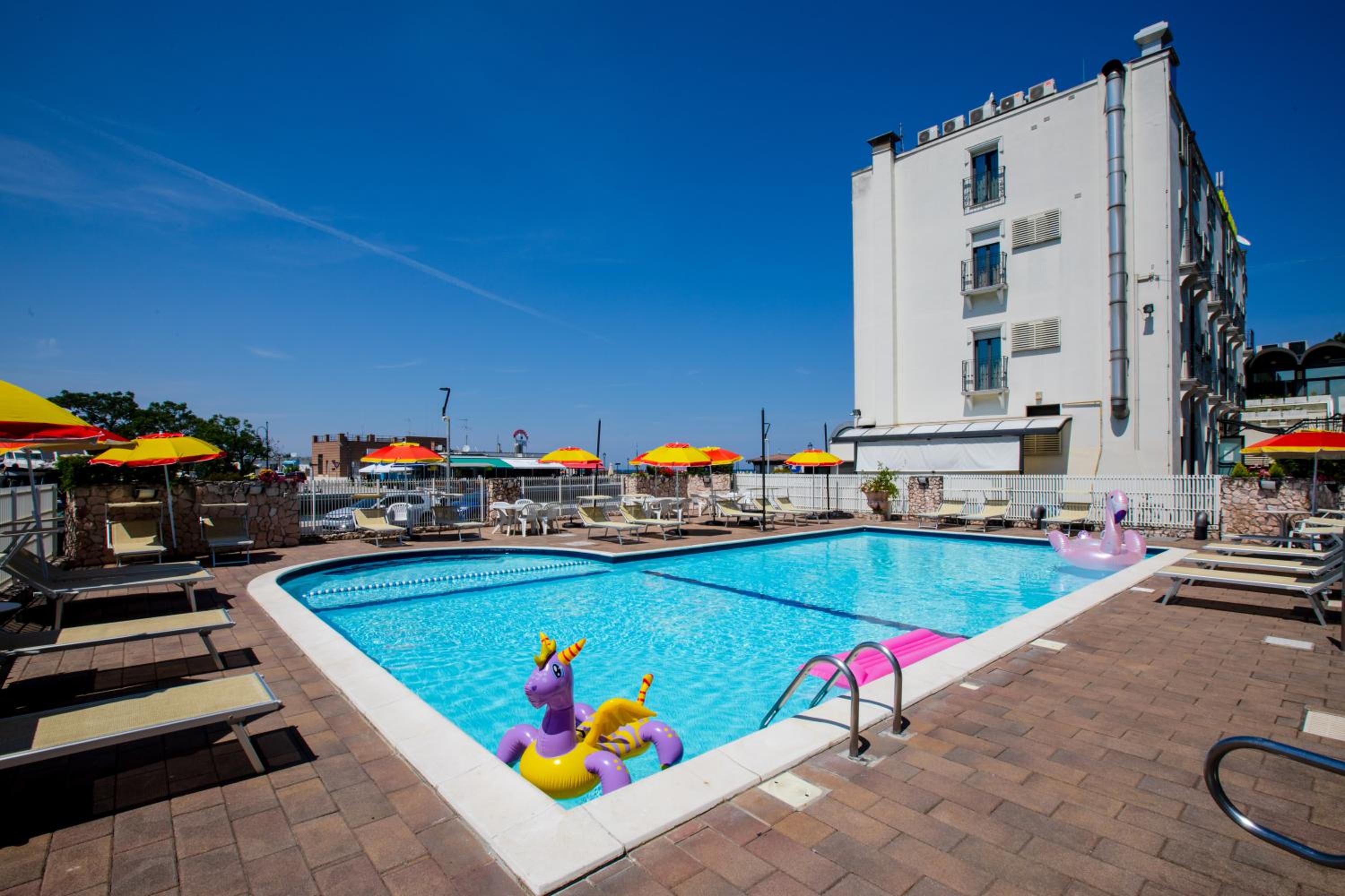 Фото Hotel Miramare