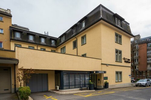 Гостиница Hotel Waldhorn в Берне