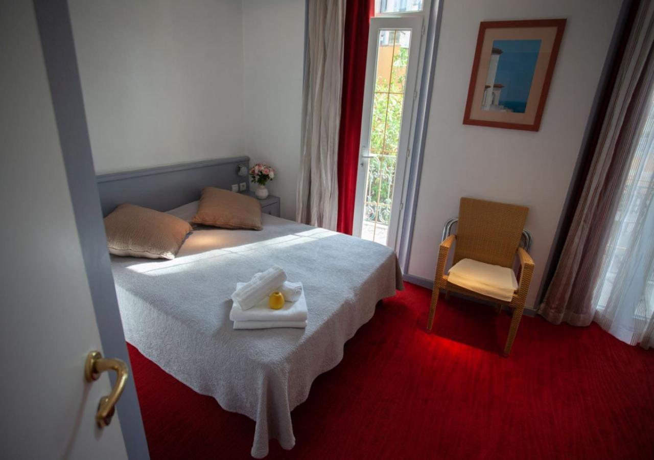 Фото Hotel Oasis