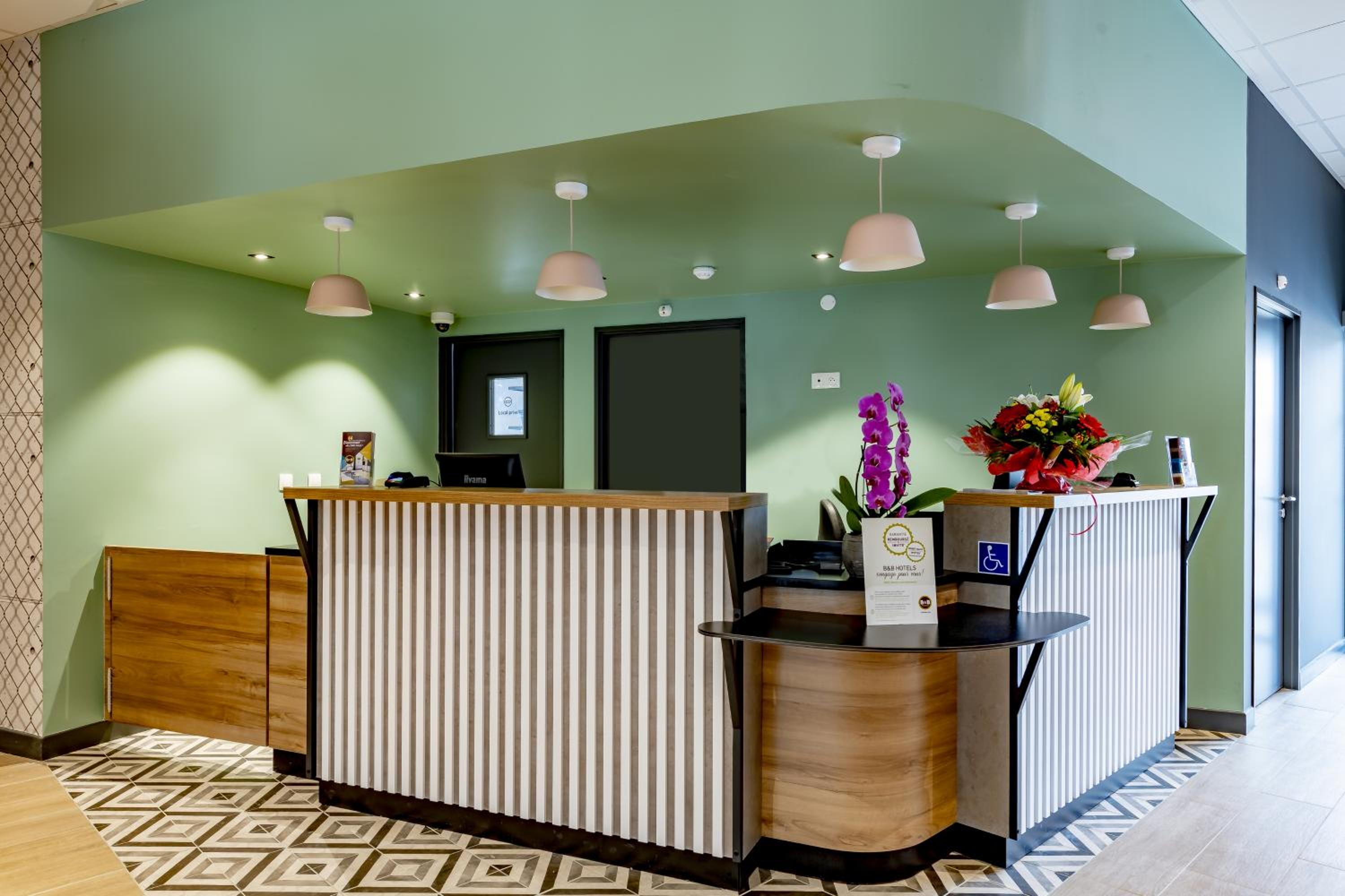 Фото B&B HOTEL Bordeaux Centre Gare Saint-Jean