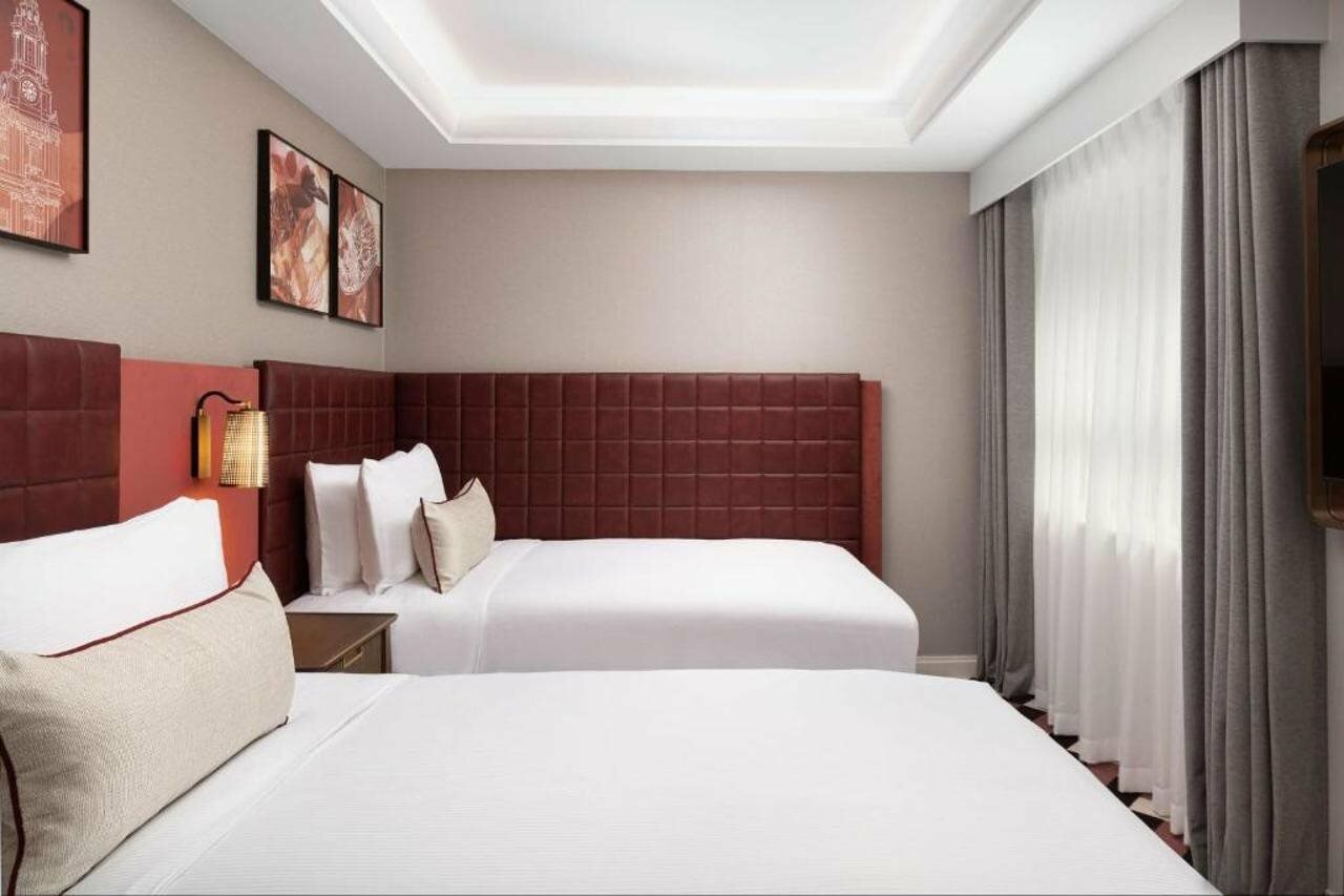 Фото Lost Property St. Paul's London, Curio Collection by Hilton