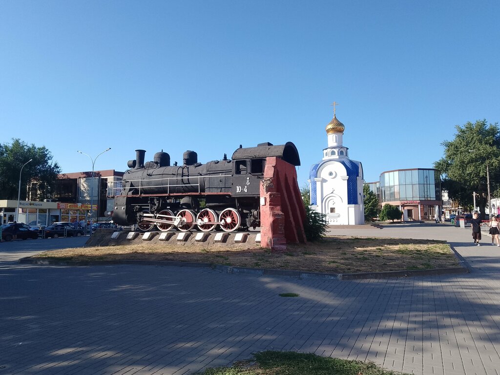 Monument to technology Паровоз Юп-4504, Taganrog, photo