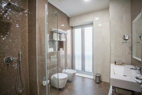 Гостиница Hotel Colosseo & SPA в Шкодере