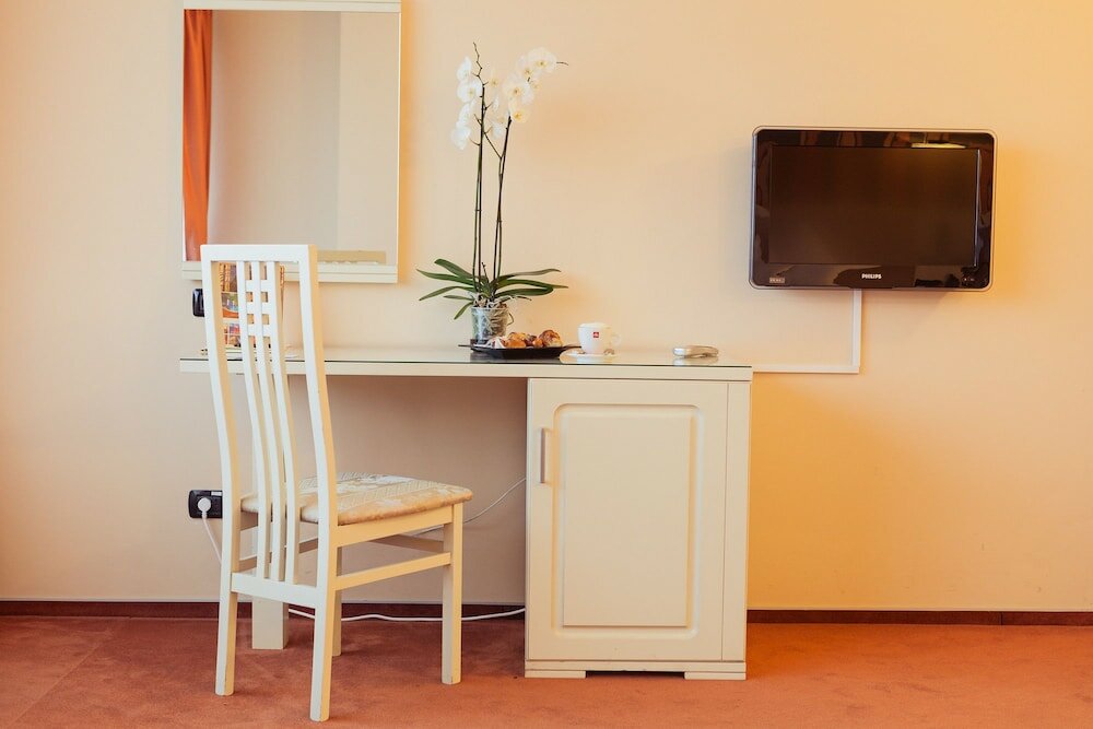 Фото Hotel Paradis Cluj Napoca