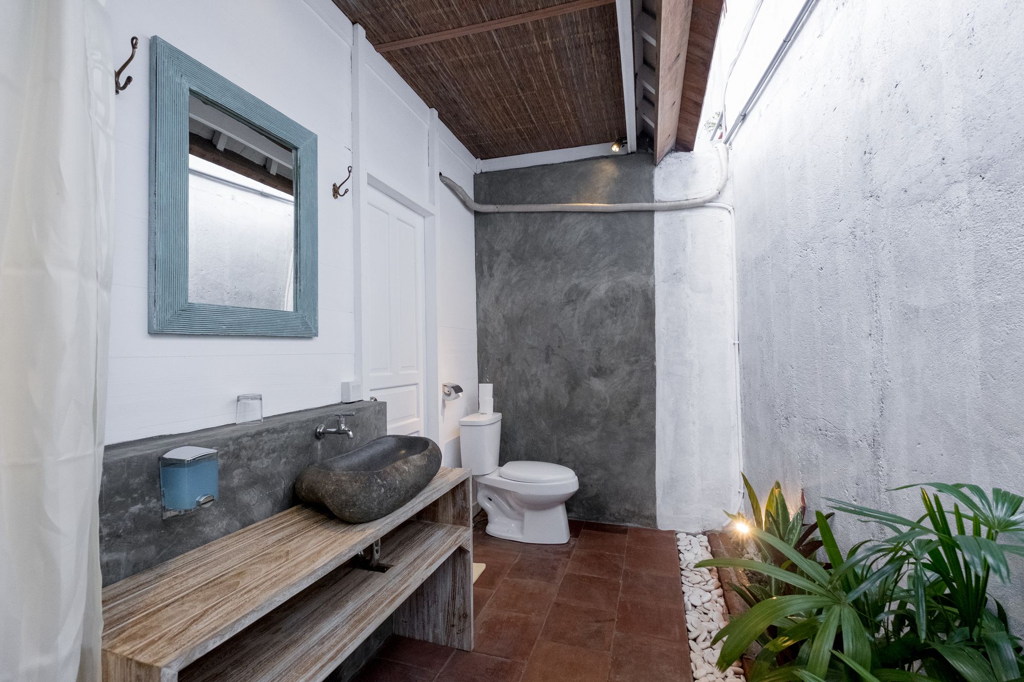 Фото Easy Surf Camp