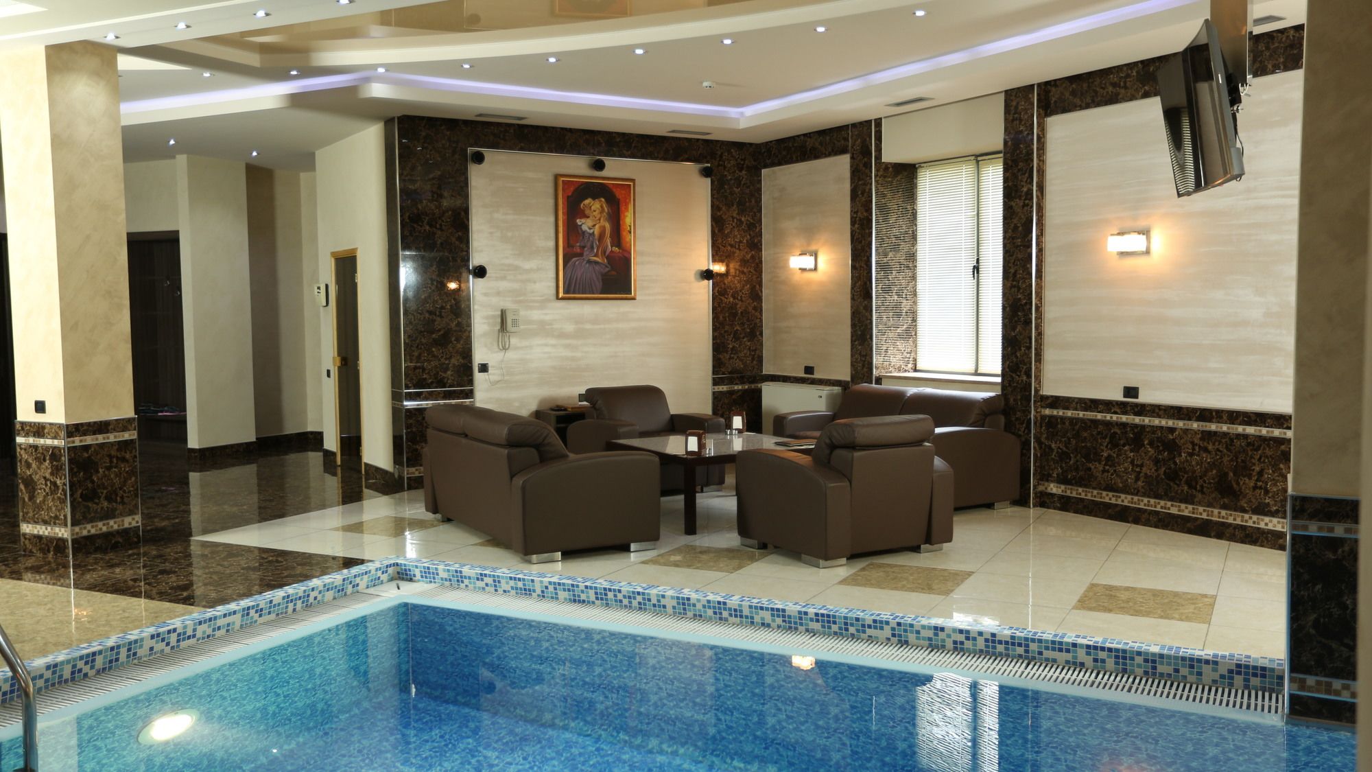 Фото Аван Плаза