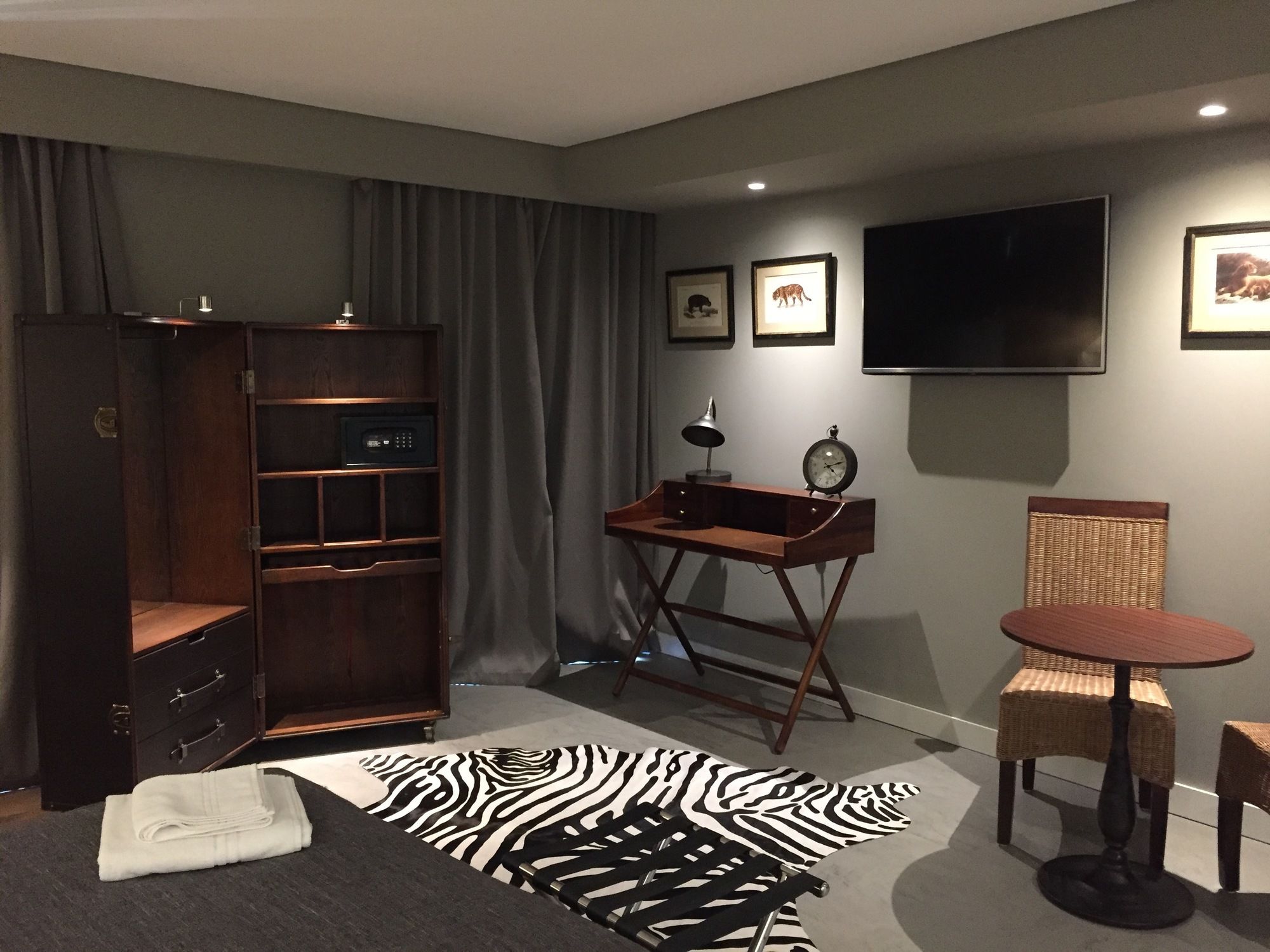 Фото Hotel Dalma Old Town