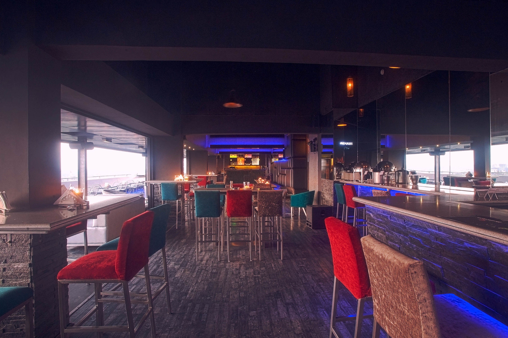 Фото Hotel Ivory Tower