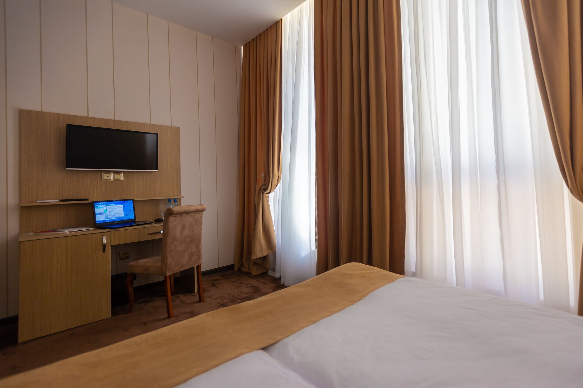Фото Istanbul Gold Hotel
