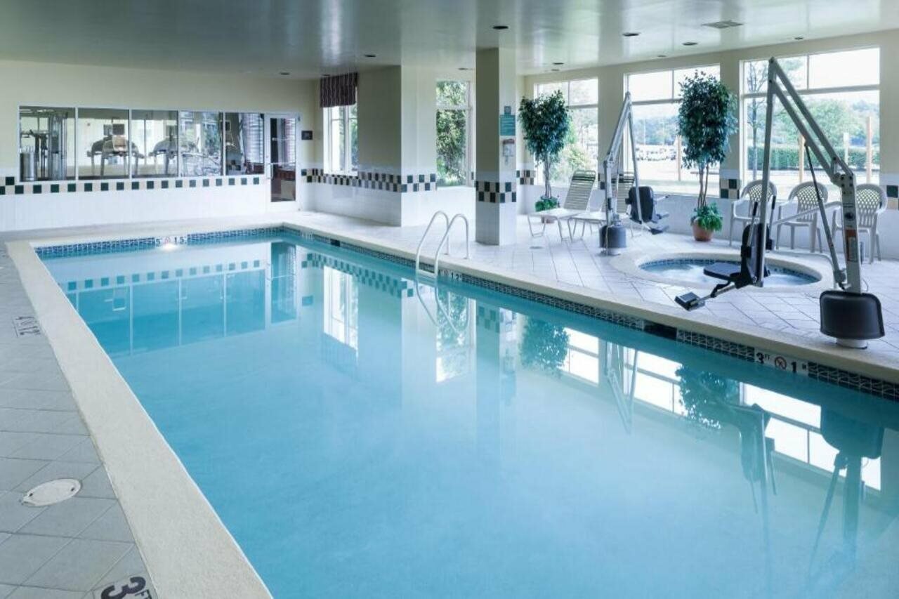 Фото Hilton Garden Inn Rockaway