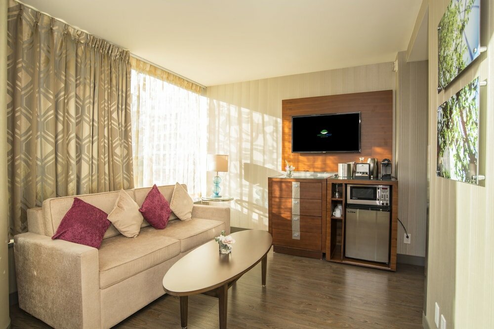 Фото Hotel Blu Vancouver