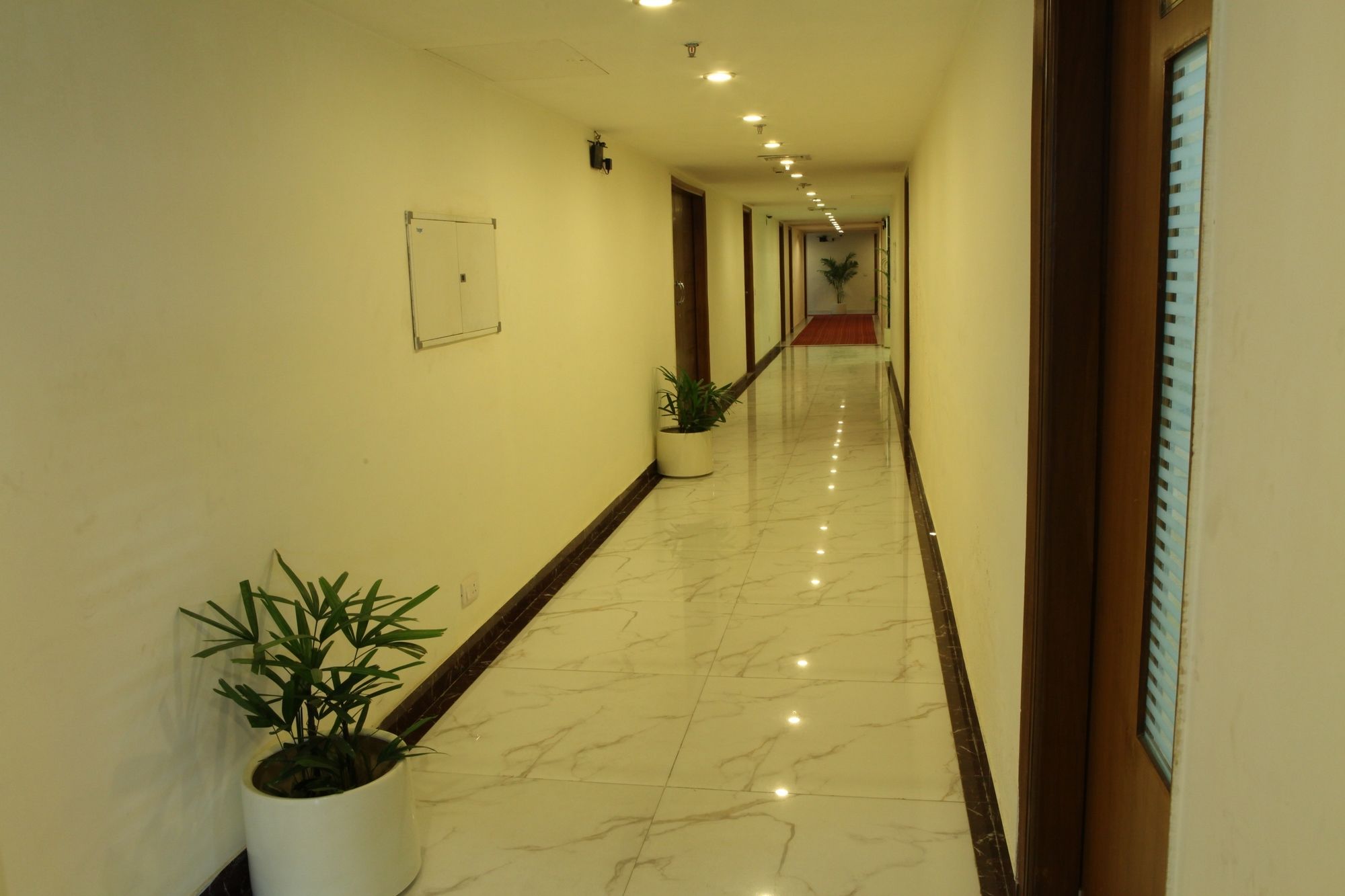 Фото Hotel Ramhan Palace