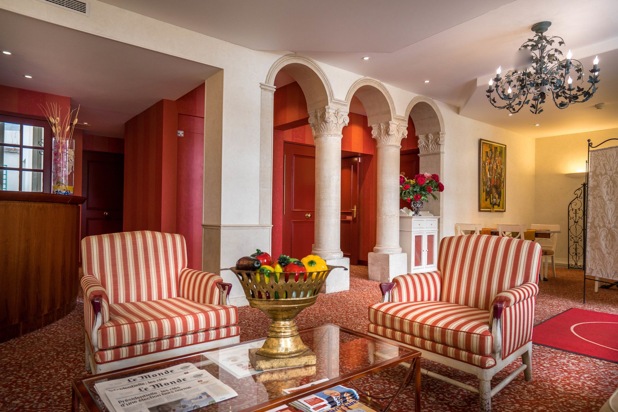 Фото отеля 2