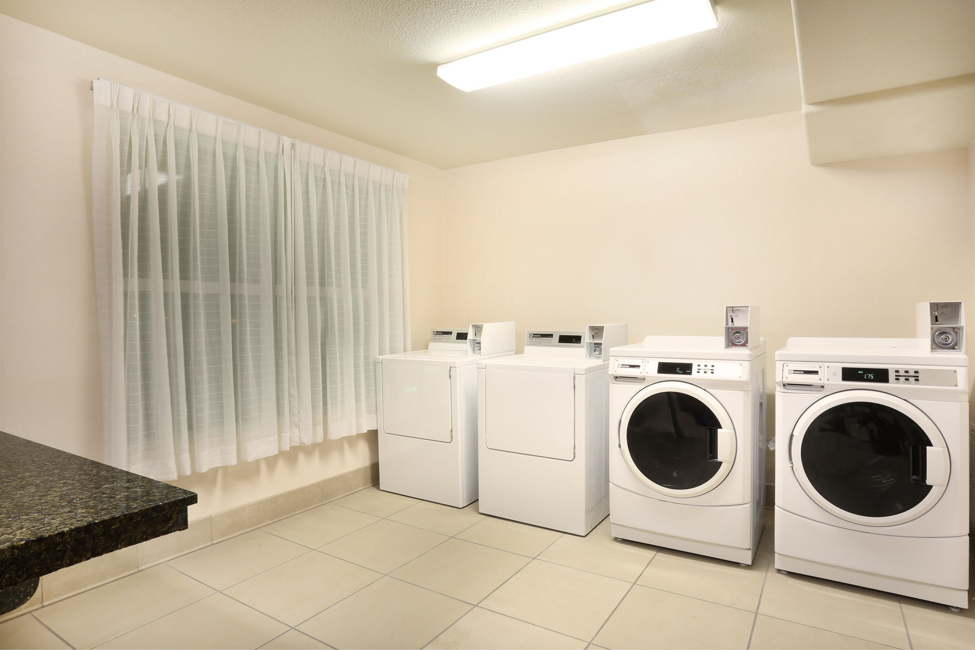 Фото Holiday Inn Yuma, an Ihg Hotel