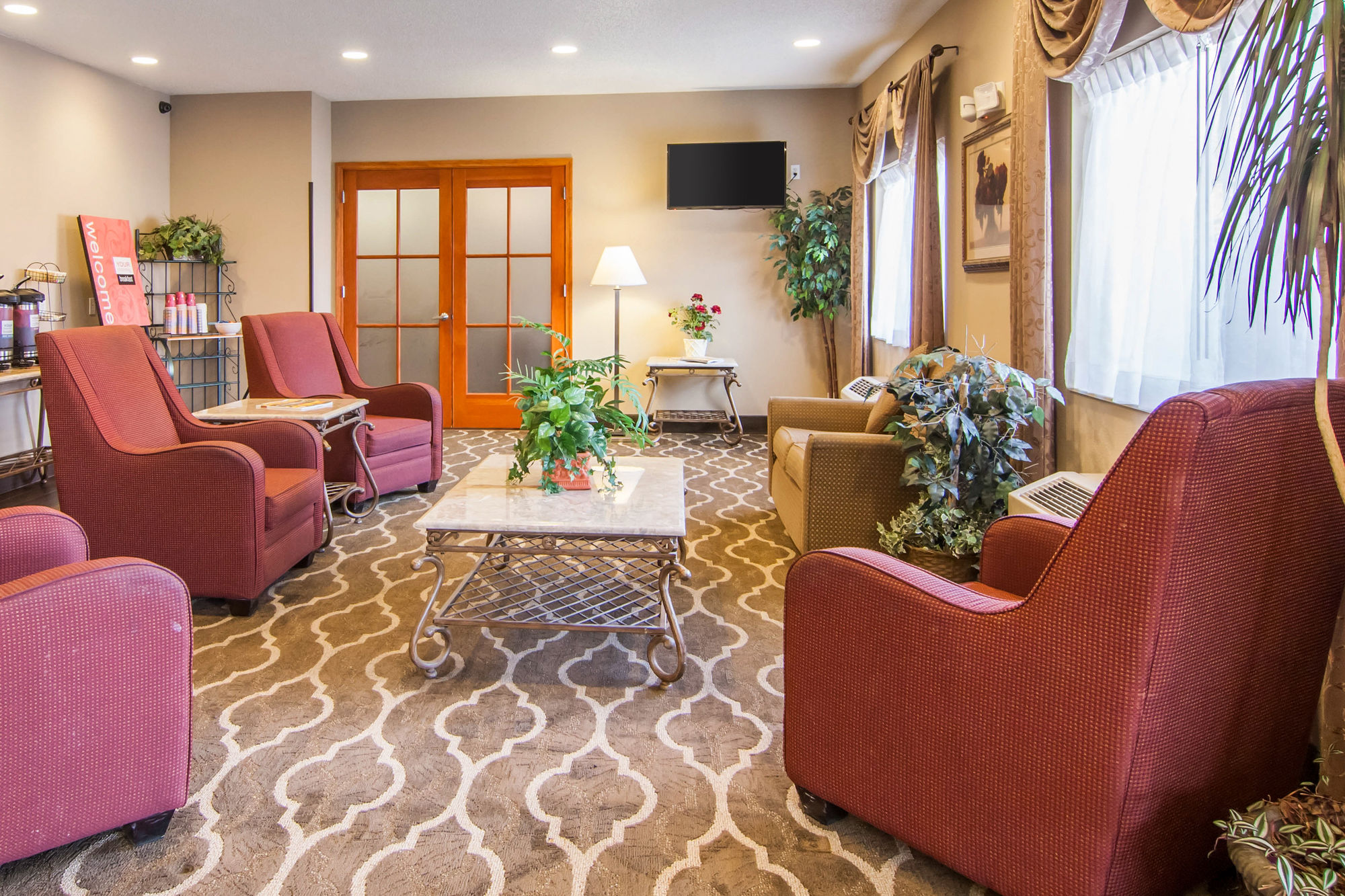 Фото Comfort Inn South